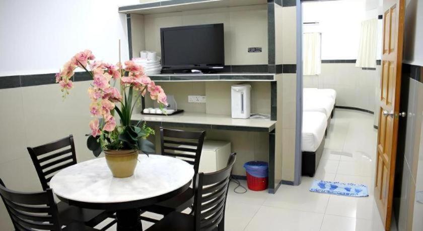 Burmahtel Hotel Τζωρτζ Τάουν Εξωτερικό φωτογραφία